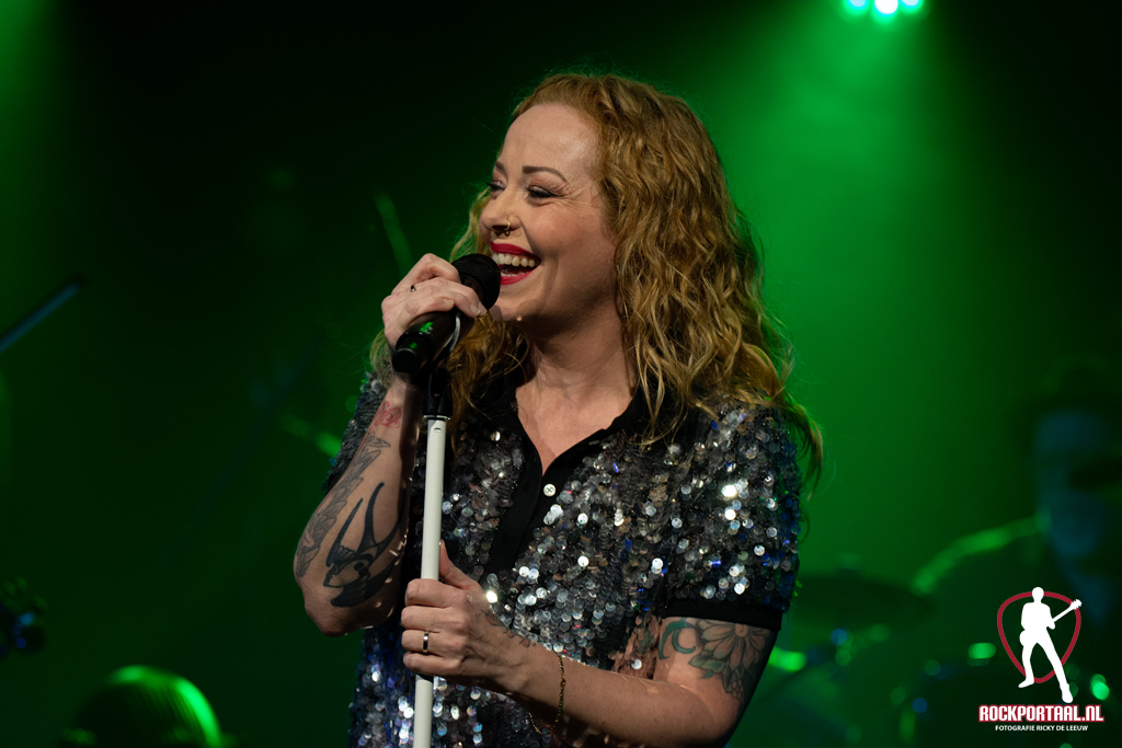 Anneke van Giersbergen, Mezz (Breda)